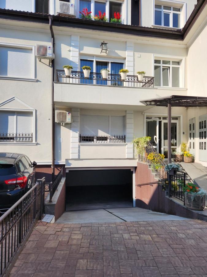 Live & Sleep Apartment Novi Sad