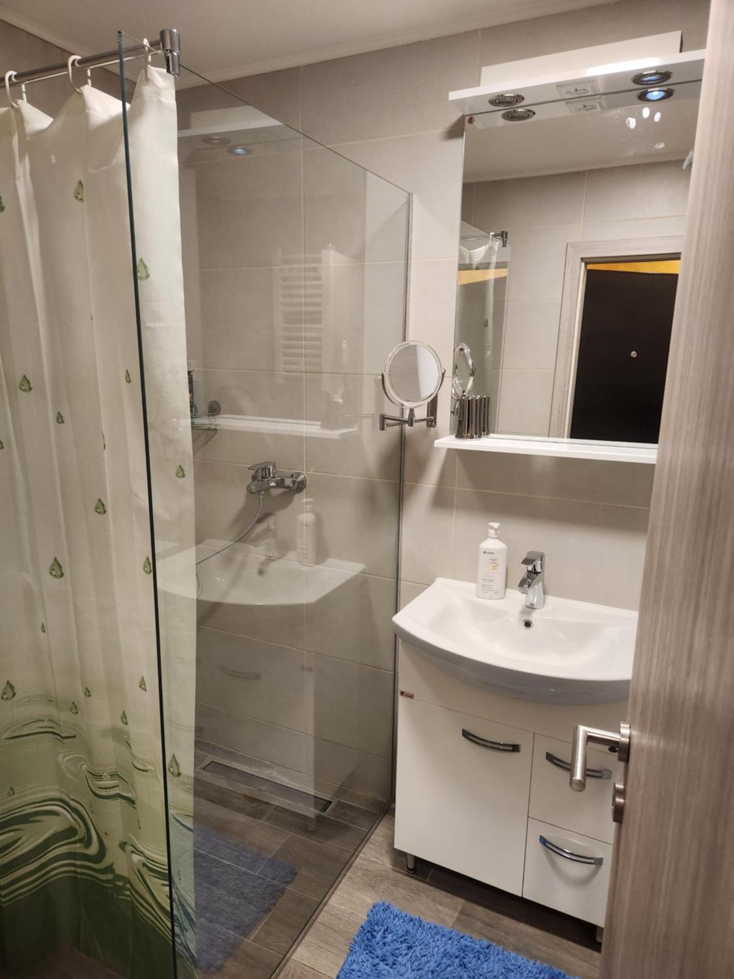 Live & Sleep Apartment *