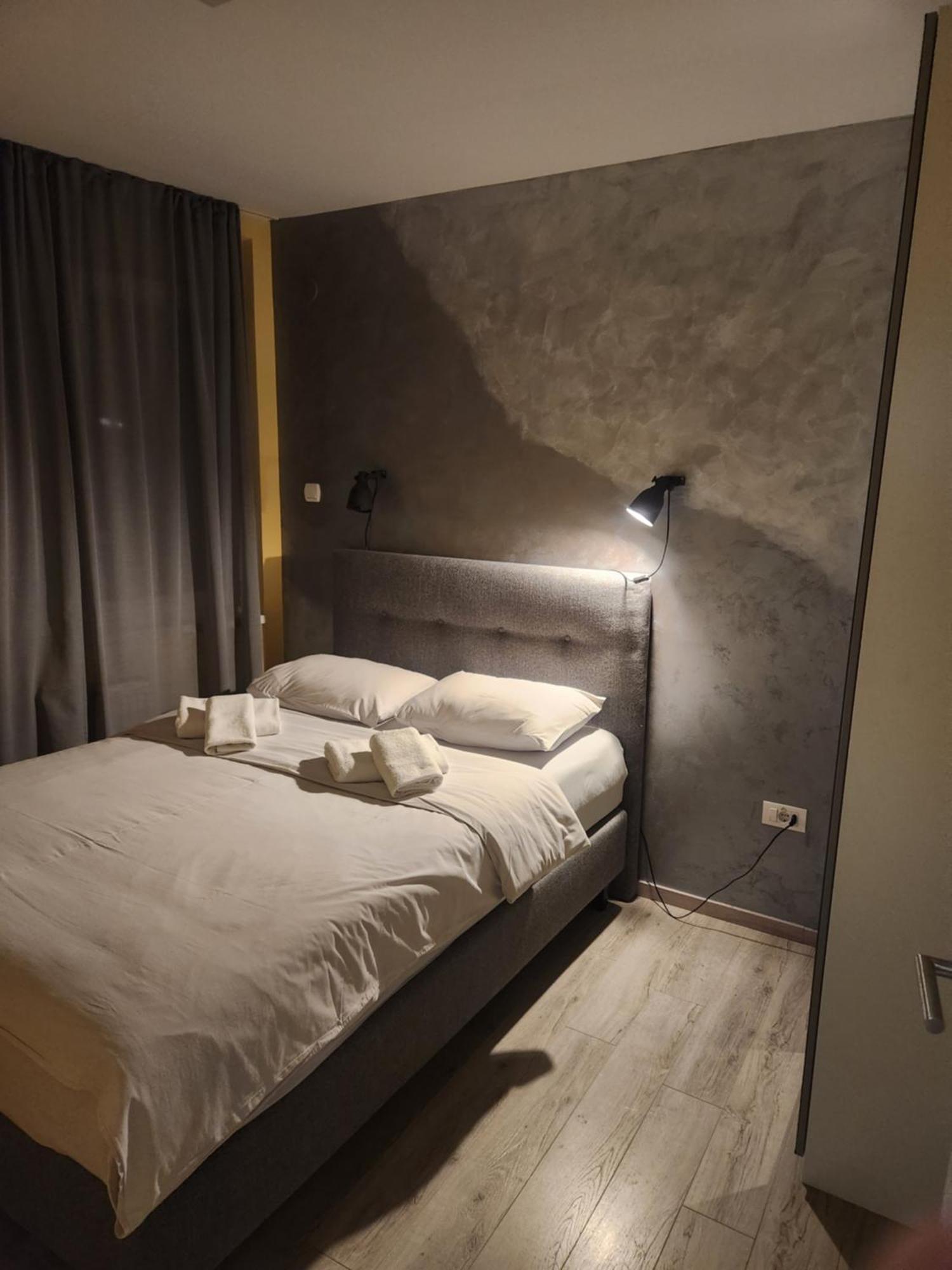 Live & Sleep Apartment